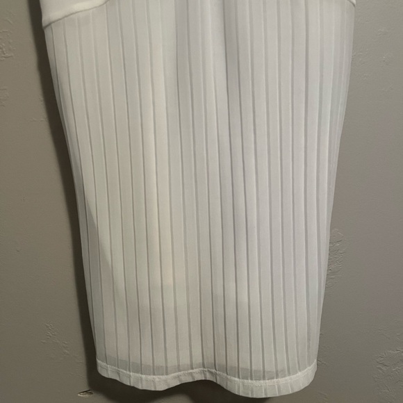 Express Strappy Pleated Lace Cami NWT - Picture 6 of 12